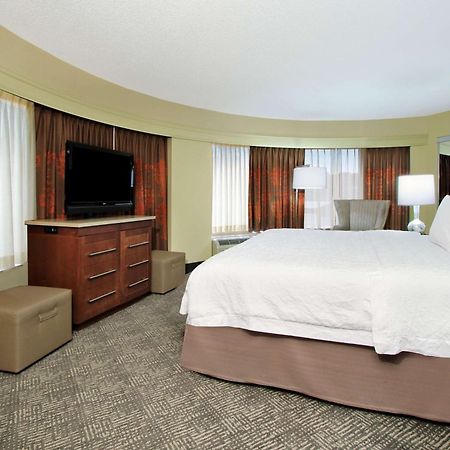 Hampton Inn & Suites Columbus-Downtown, Ohio Экстерьер фото