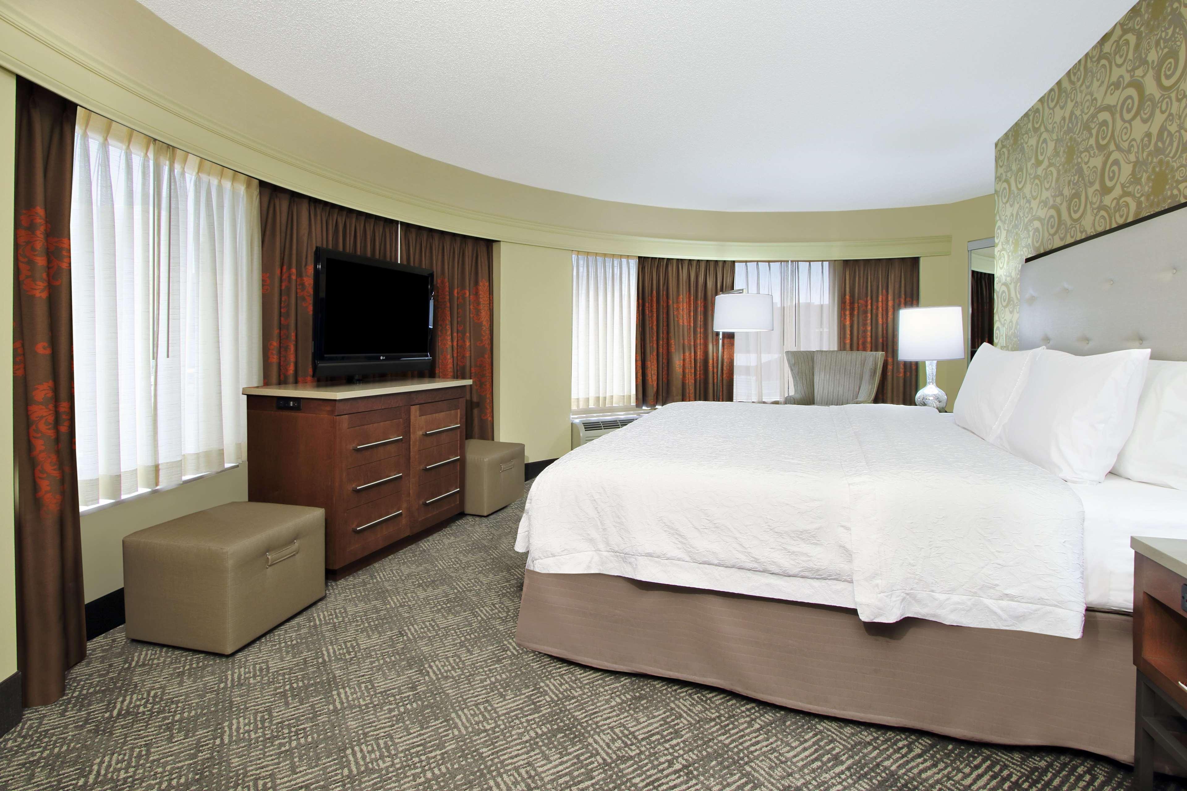 Hampton Inn & Suites Columbus-Downtown, Ohio Экстерьер фото