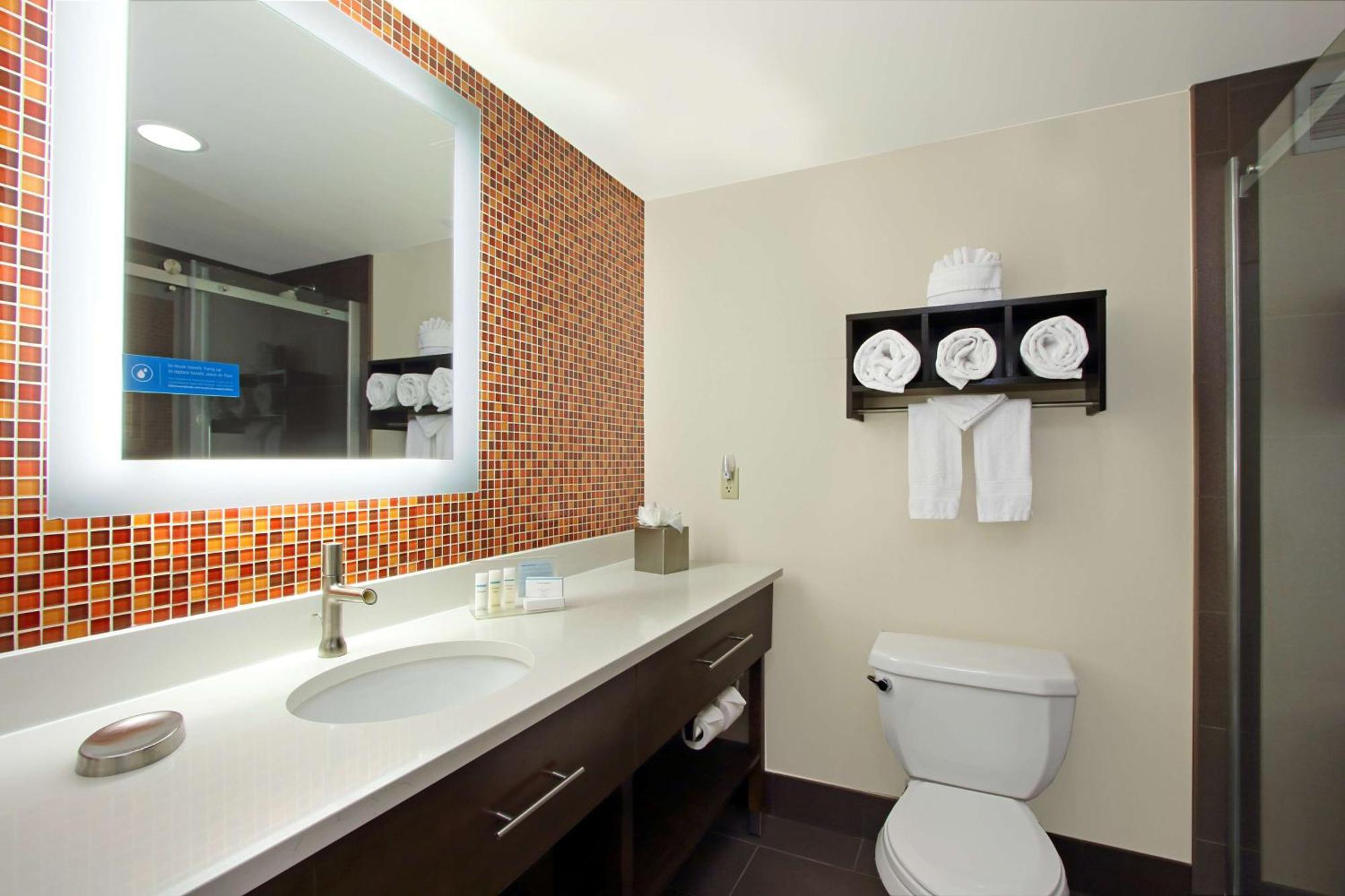 Hampton Inn & Suites Columbus-Downtown, Ohio Экстерьер фото